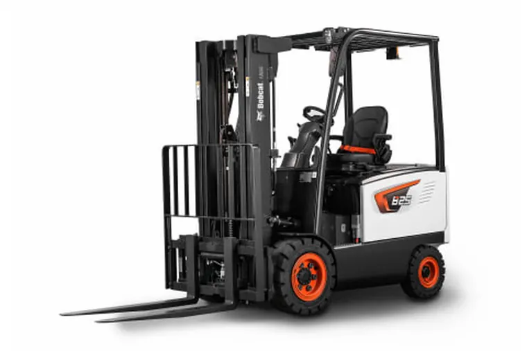 Bobcat 2–3.2 tonne electric forklift — 7 Series