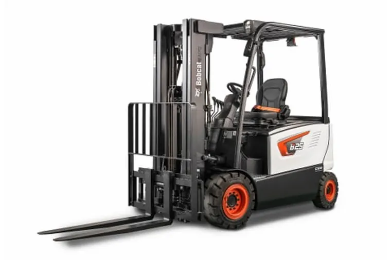 Bobcat 2.5–3.5 tonne electric forklift — 7 Series Plus